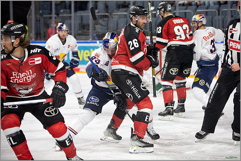 PENNY DEL;  Koelner Haie - Red Bull Muenchen; Koeln, 18.02.2022
